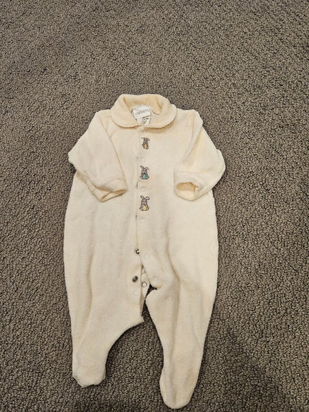 Carter’s Baby Footed Sleeper Size 0–3M, Cream Fleece w/Cutie Bunnies